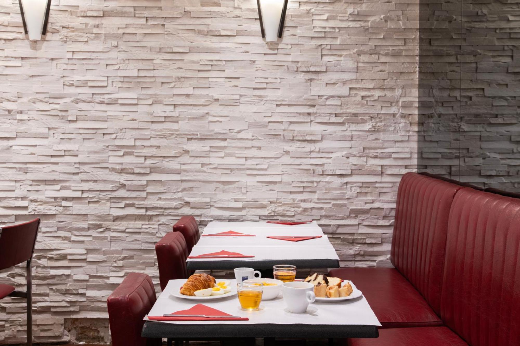 Hotel Ambassadeur Париж Экстерьер фото